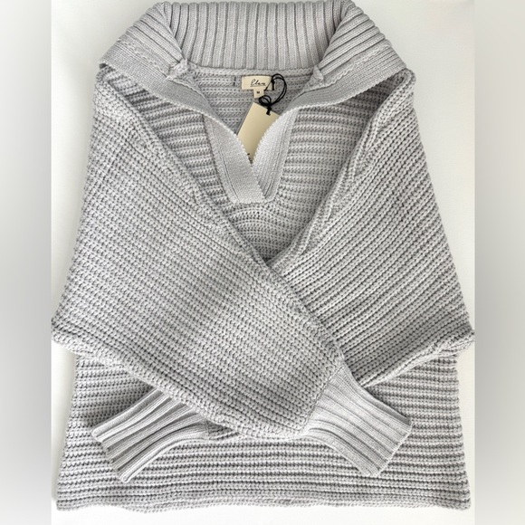 Elan Light Gray Chunky Knit V-Neck Collar Sweater Size M- Oversized & Cozy NWT - Picture 7 of 8